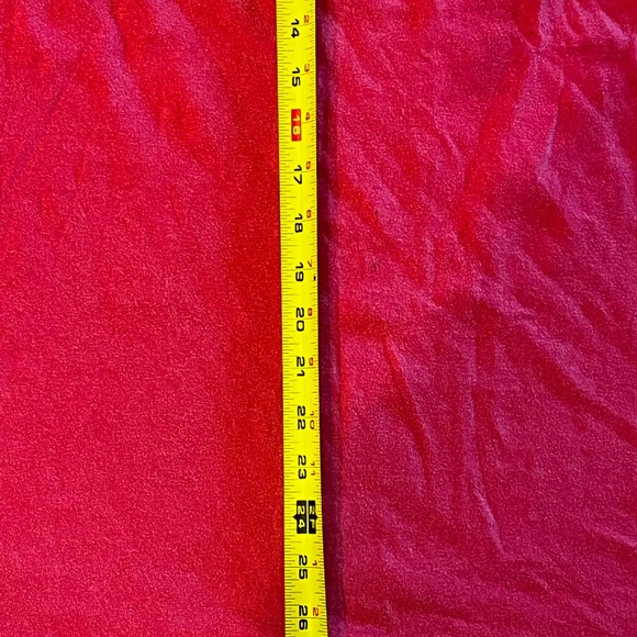 Warner Bros Burbank Studio T shirt New condition, never worn - Picture 7 of 7